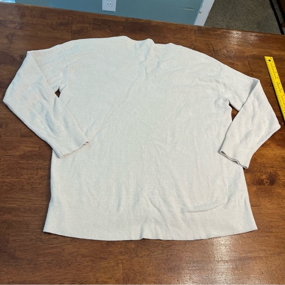 Barefoot Dream CozyChic Ultra lite cream v neck sweater size small - Picture 7 of 8